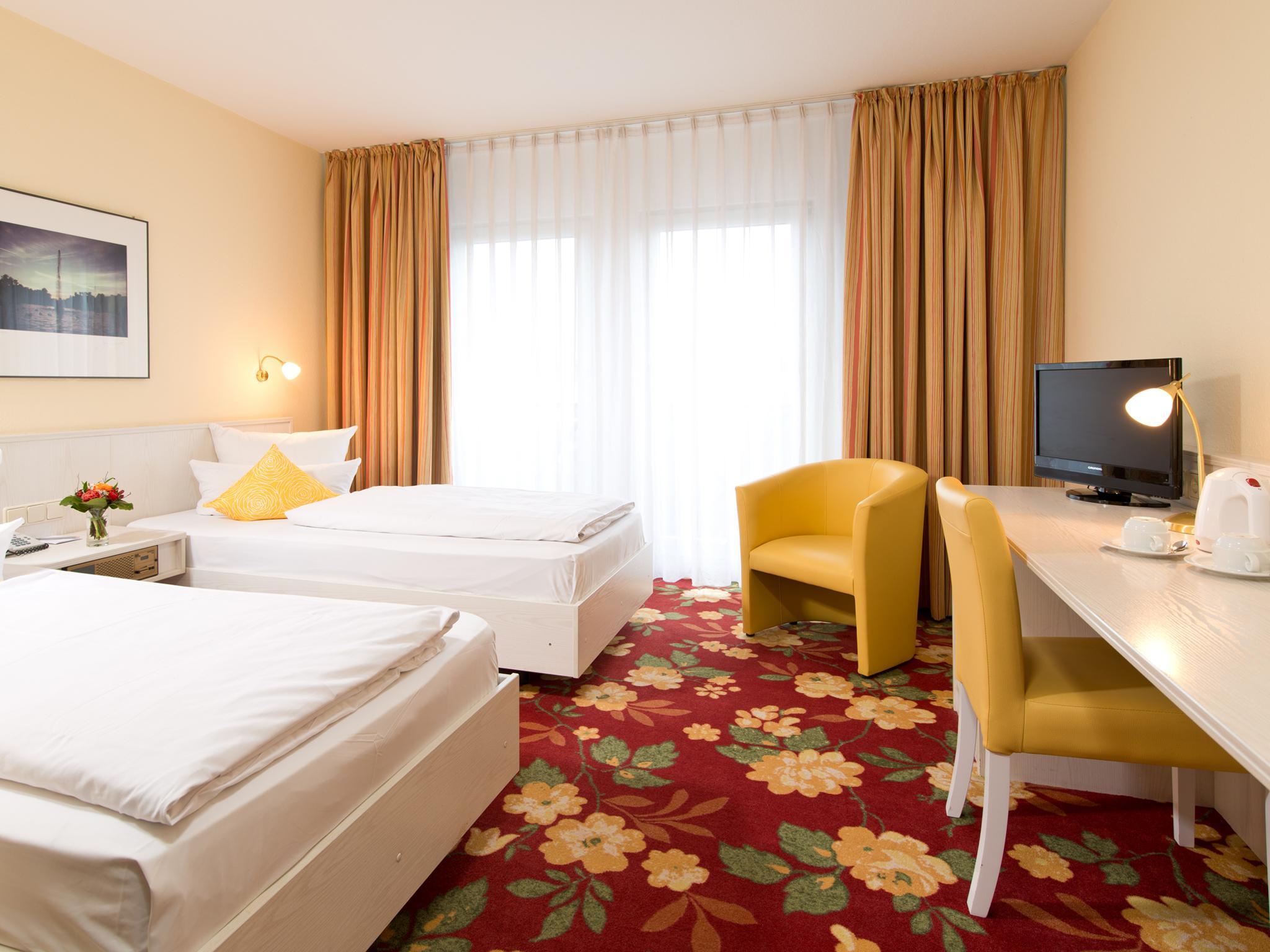 Achat Hotel Schwetzingen Heidelberg Ngoại thất bức ảnh